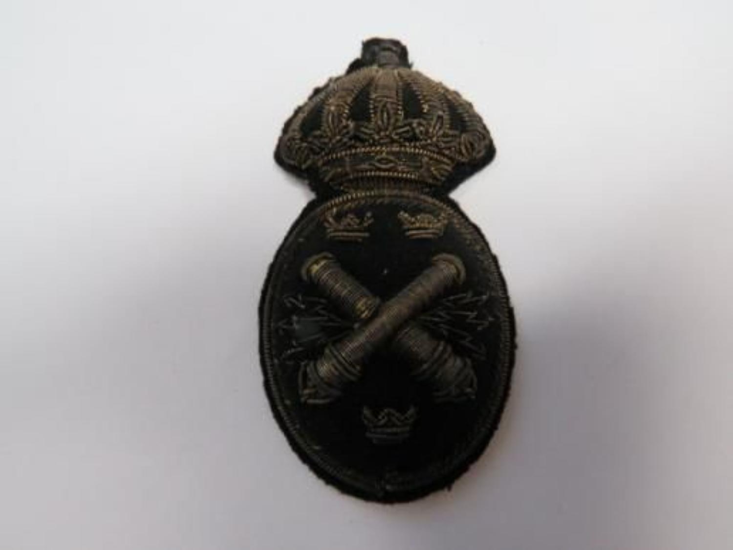 Swedish Army Artillery Officers Cap Badge