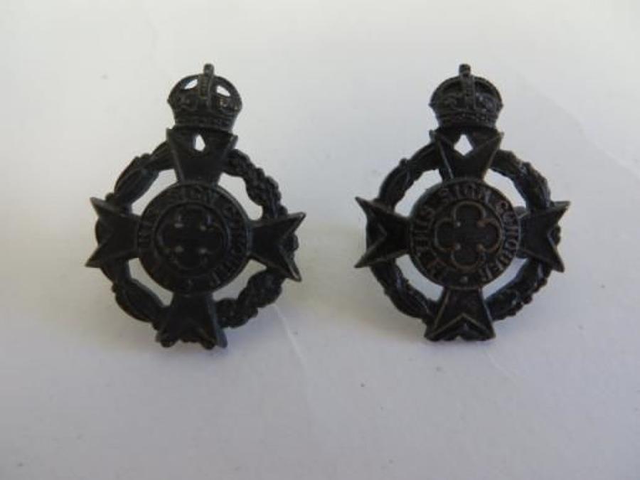 Pair of Officers Royal Army Chaplains Department Collar Badges