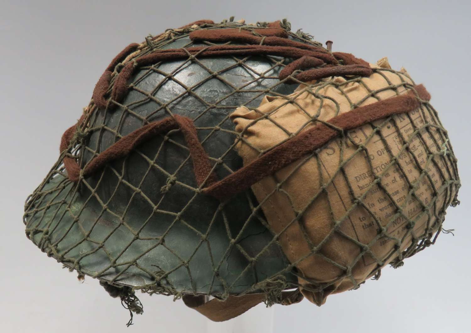 1940 Dated Raw Edge Helmet with Cammo Cover & Dressing