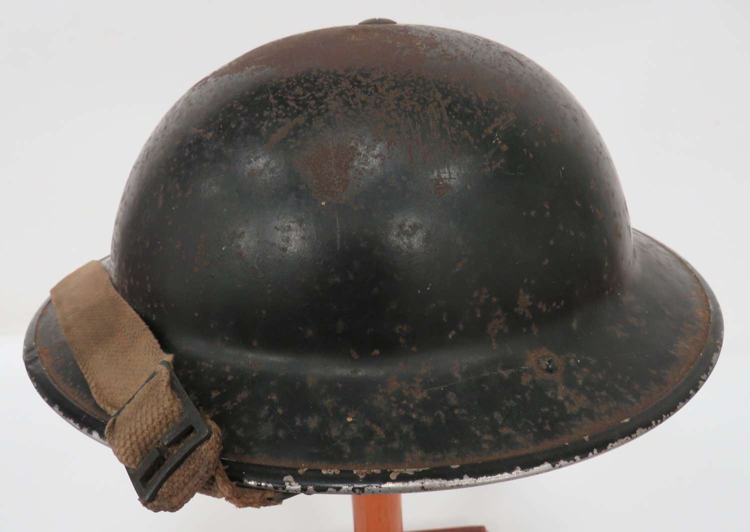 1939 Dated British Mk 11 Steel Helmet