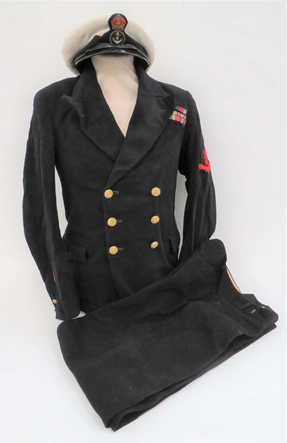 WW 2 Royal Navy Petty Officer DIVERS Uniform and Cap