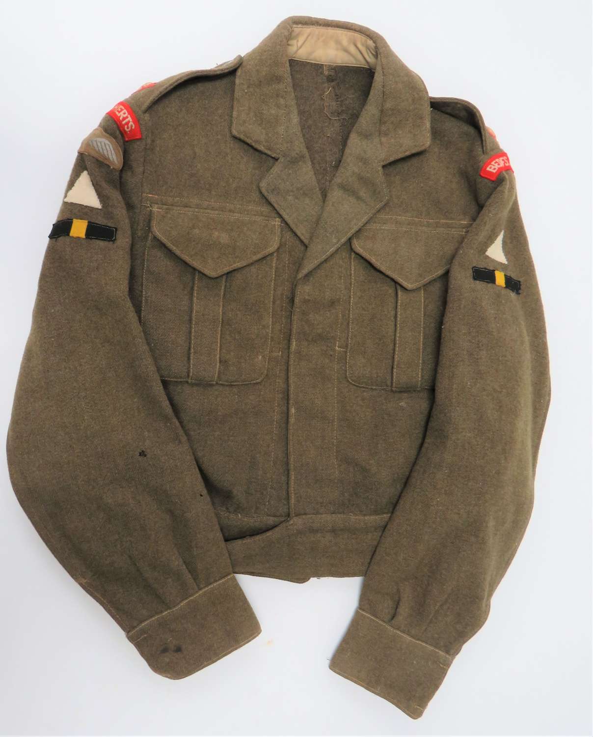 Bedfordshire & Hertfordshire 1st Division Officer Battle Dress Jacket