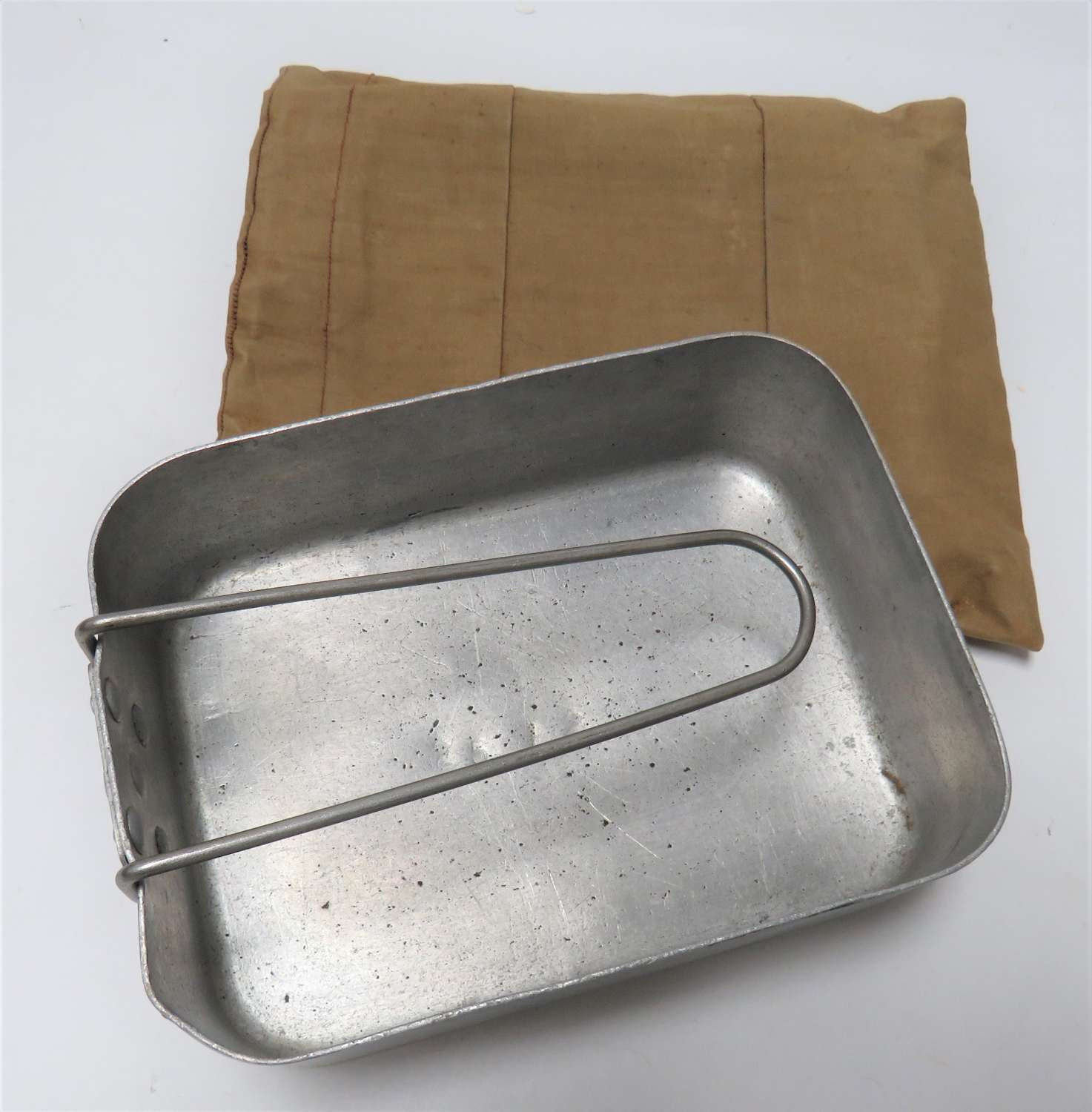 WW2 Alloy Mess Tin and Cover