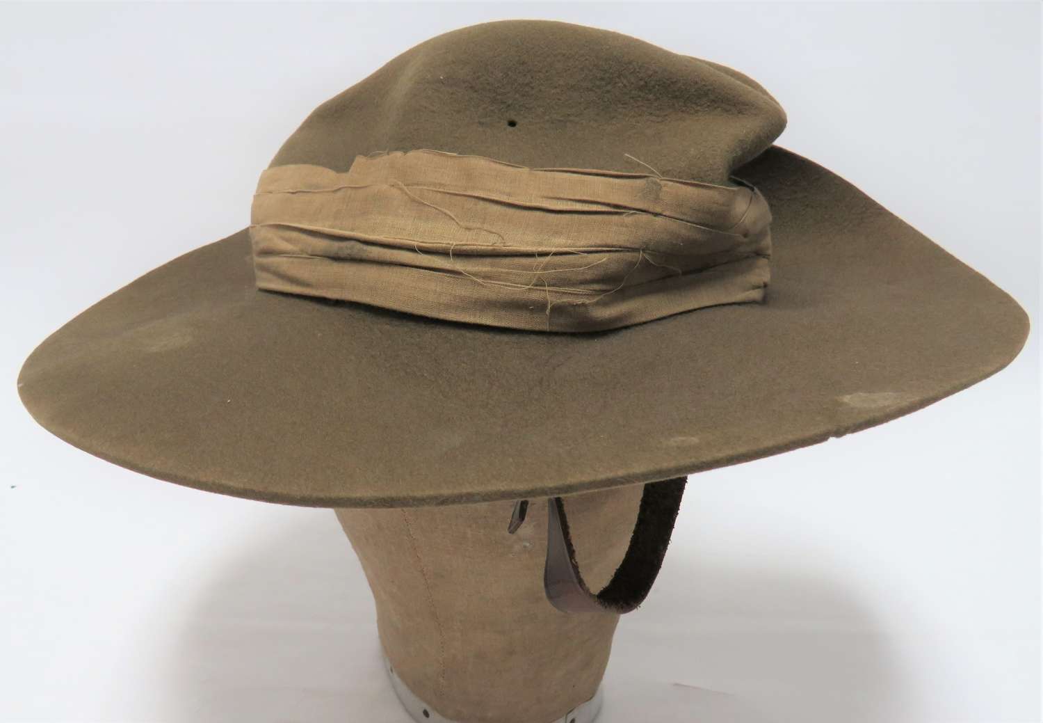 WW2 Dated 1942 Tropical Bush Slouch Hat . Good Size