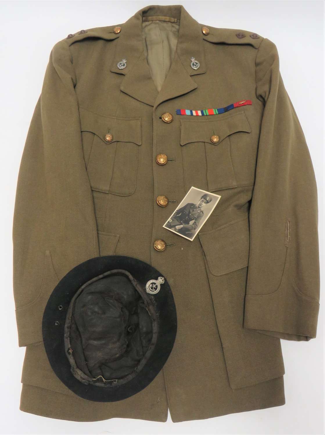 WW2 Yeomanry Officers Service Tunic with Belgian Awards/Black Beret