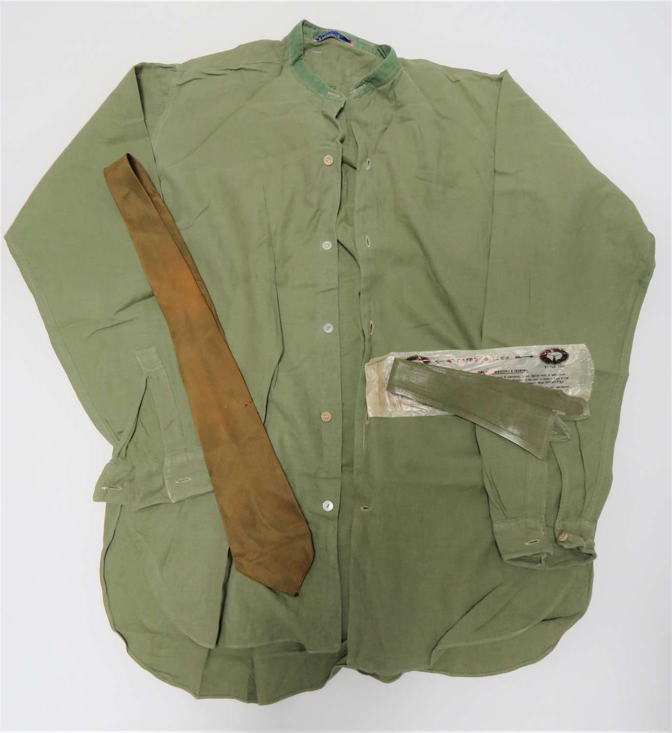 WW 2 Army Officers Collarless Shirt and Tie