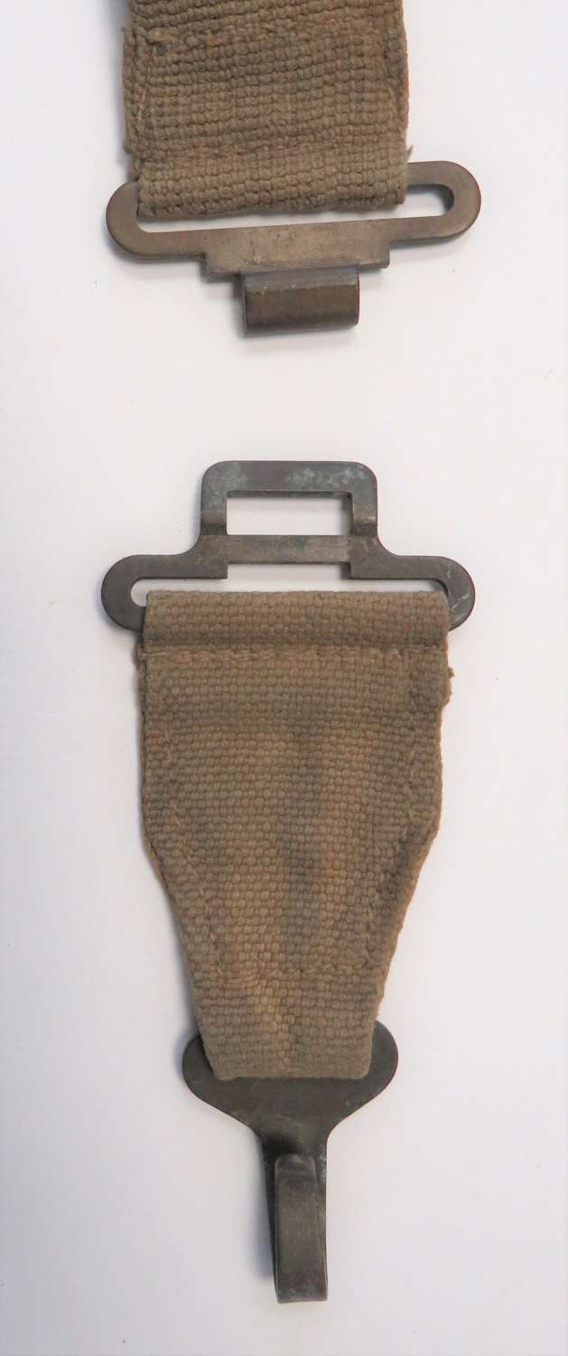 Scarce WW2 Gas Mask Bag Waist Strap
