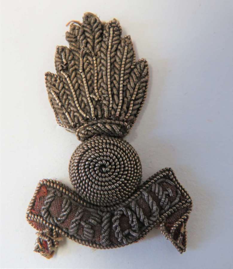 Royal Artillery Officers Field Service Cap Badge