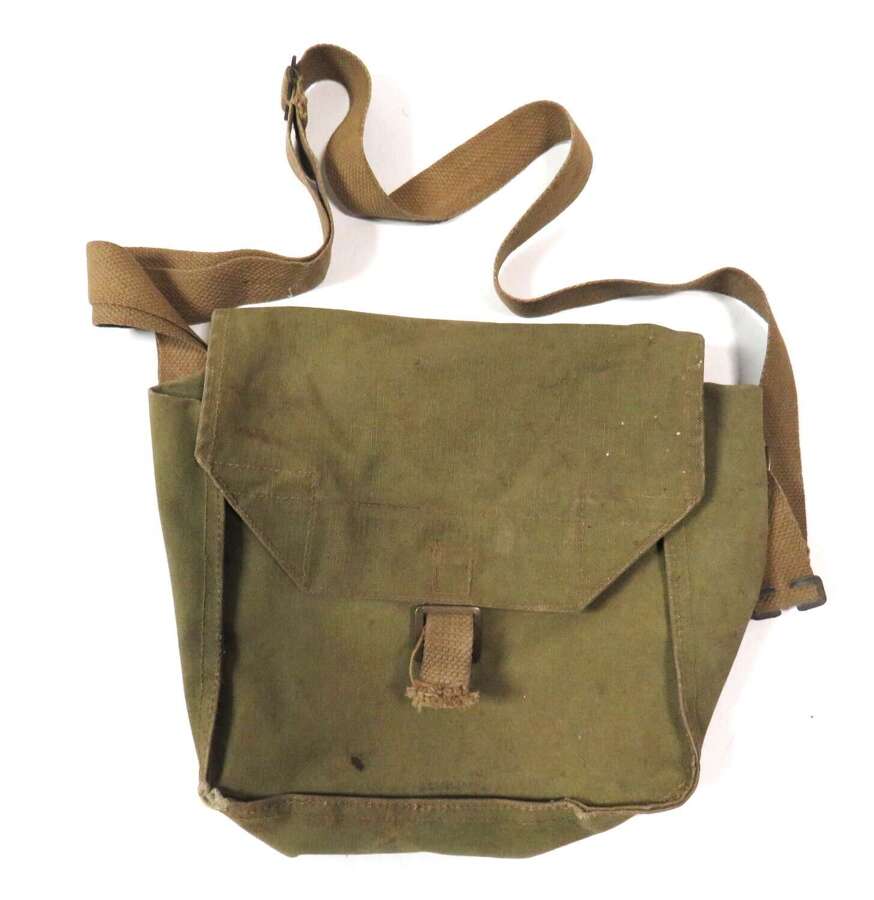 Scarce WW2 Aircrew Medical Aircraft Survival Bag