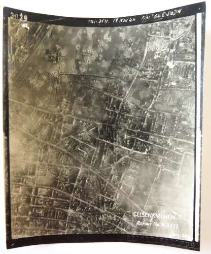WW2 R.A.F 542 Reconnaissance Squadron Target Photo of Gelsenkirchen 1944