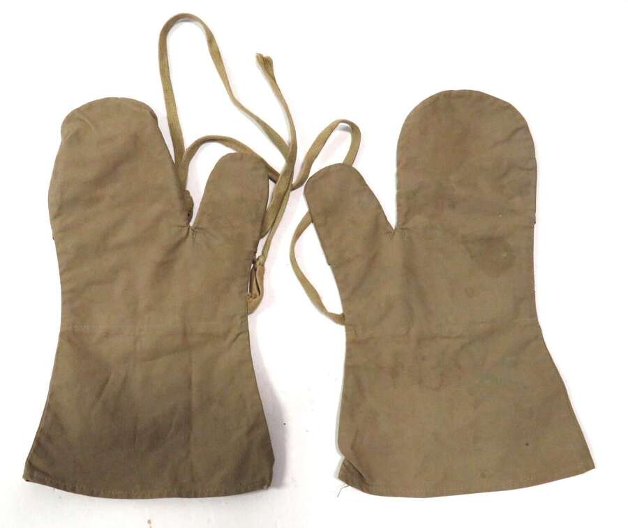 WW2 Japanese Soldiers Mosquito Gloves