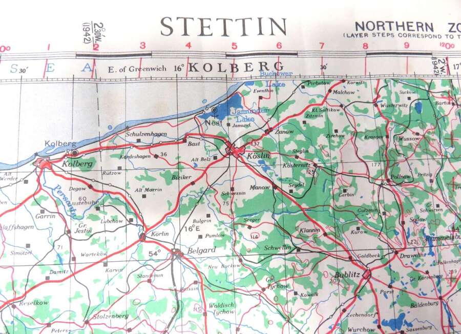 WW2 British Army/Air Military Map 52/14 of Stettin Germany Dated 1944