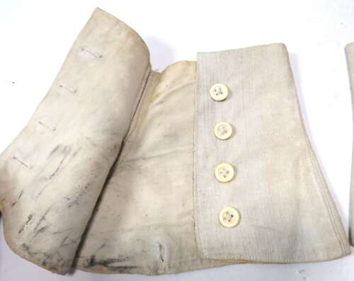 Pair of WW1 / WW2 Scottish Pattern White Spats