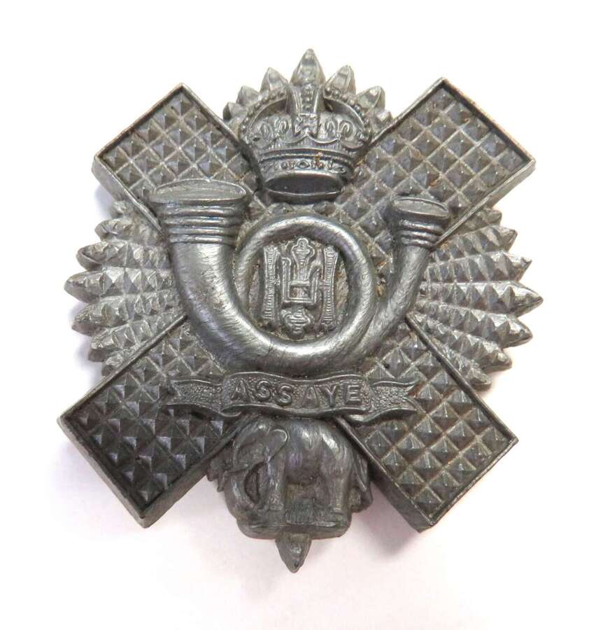 WW2 Plastic Economy Highland Light Infantry Cap Badge
