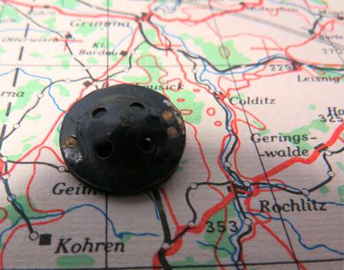 WW2 Escape Fly Button Two Part Compass . Major Instone Collection