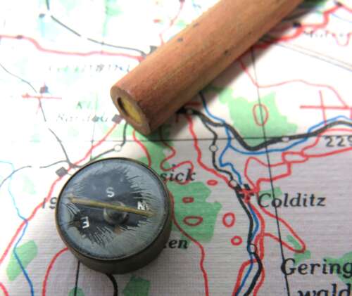 WW2 Early Pattern Small Size Escape Compass . Major Instone Collection
