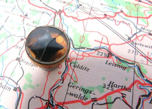 Rare WW2 Escape Collar Stud Button Compass . Major Instone Collection