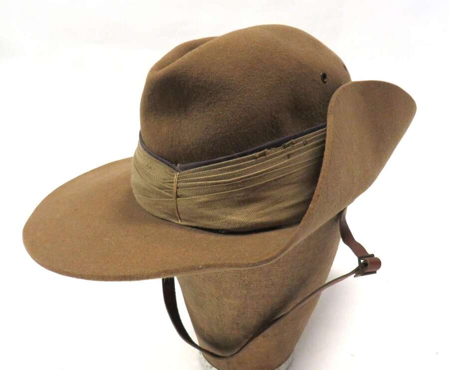 WW2 Dated Far East Bush (Slouch) Regimentally Flashed Hat