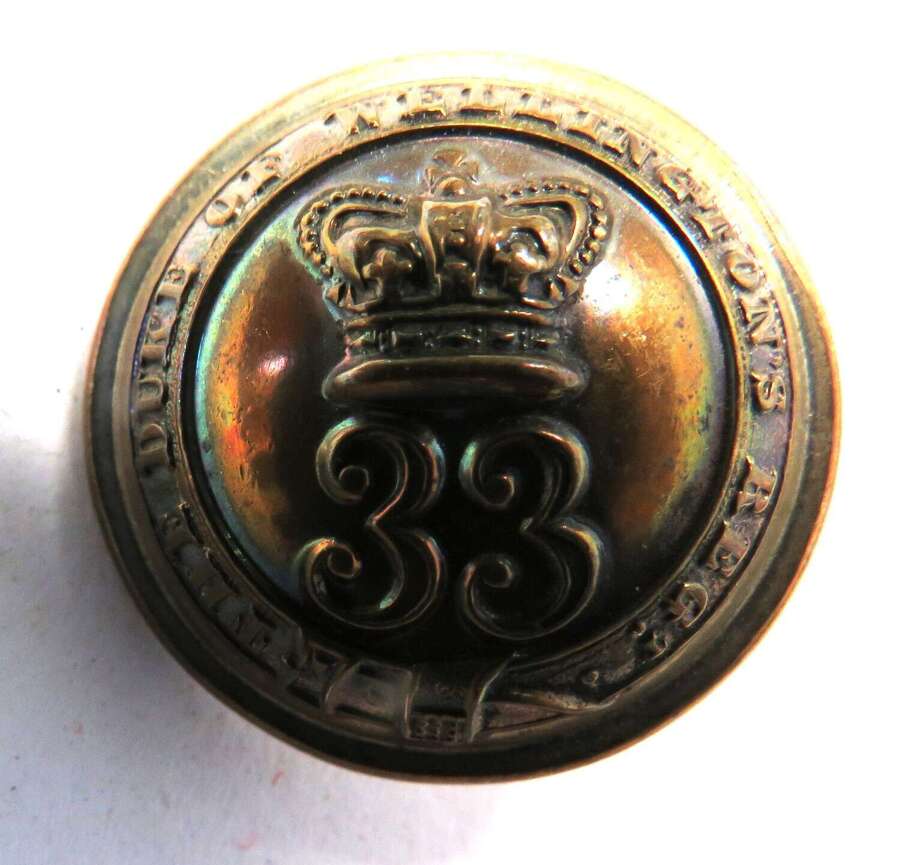 Victorian 33rd Foot Duke of Wellingtons Regiment Button